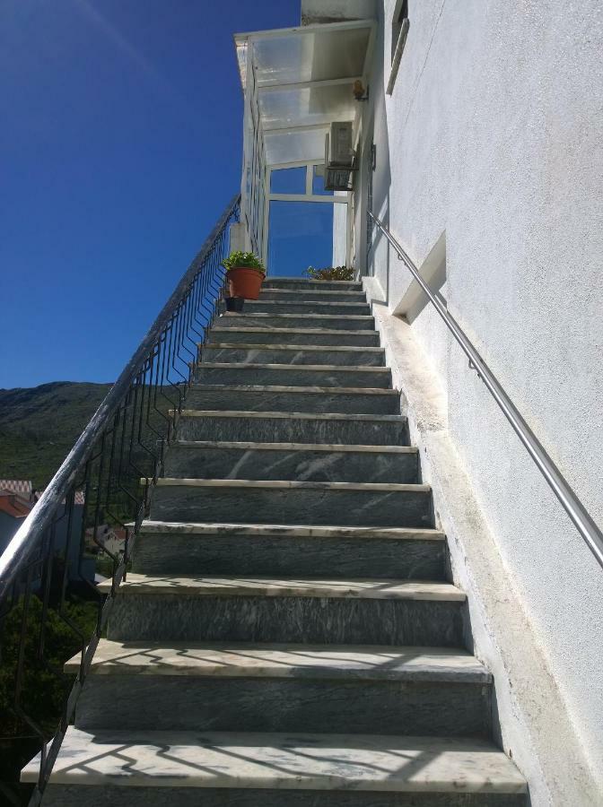 מלון סאבוגיירו Monte Estrela מראה חיצוני תמונה